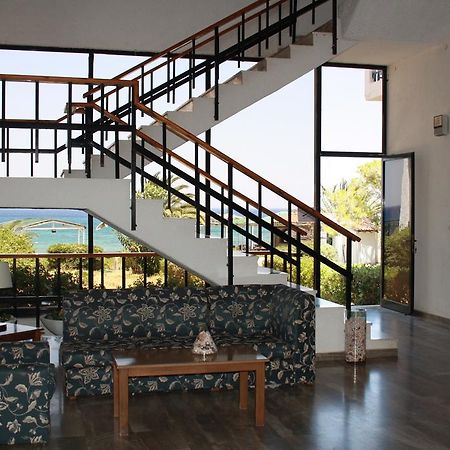 Lymiatis Beach Hotel 카르파토스 외부 사진